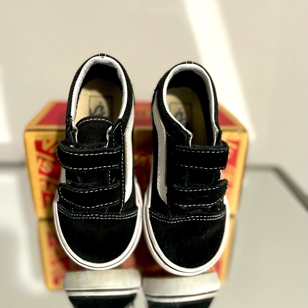 Old School Vans 8C